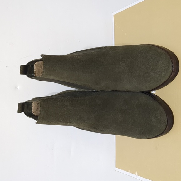 Michael Kors Green Suede Jillian Booties size 6 - Picture 2 of 11